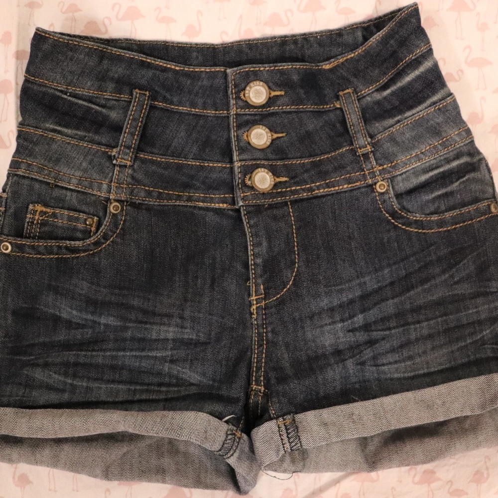 HIGH WAIST SHORT